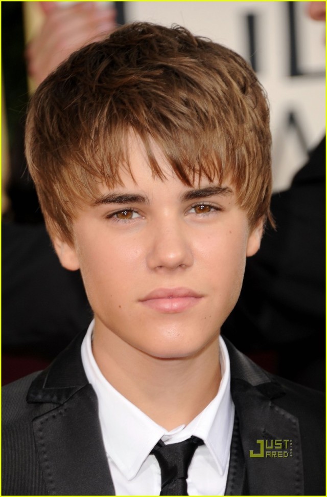 JUSTIN BIEBER AT THE 2011 GOLDEN GLOBES. Posted by Erin on January 16, 2011 